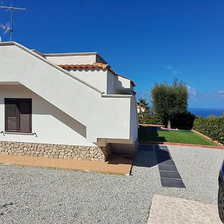 Villa Nove - Residence Dei Fiori Zambrone Exteriör bild