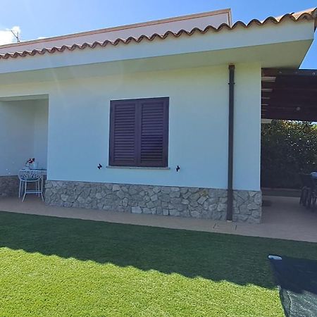 Villa Nove - Residence Dei Fiori Zambrone Exteriör bild